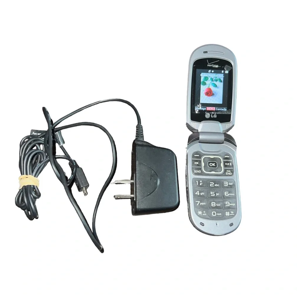 Verizon LG Revere VN150 - Black (Verizon) Cellular Phone